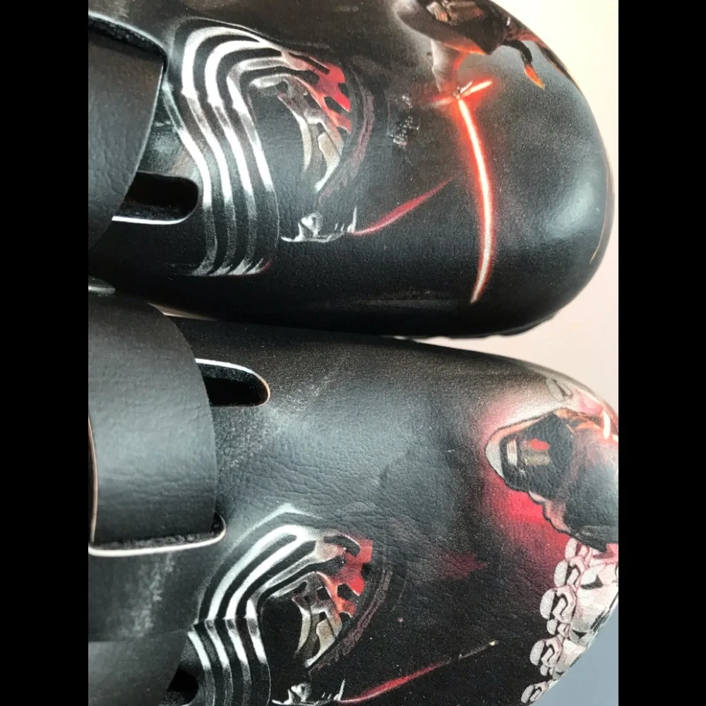 STAR WARS KYLE REN BIRKENSTOCK Clogs Kids 26 nwot